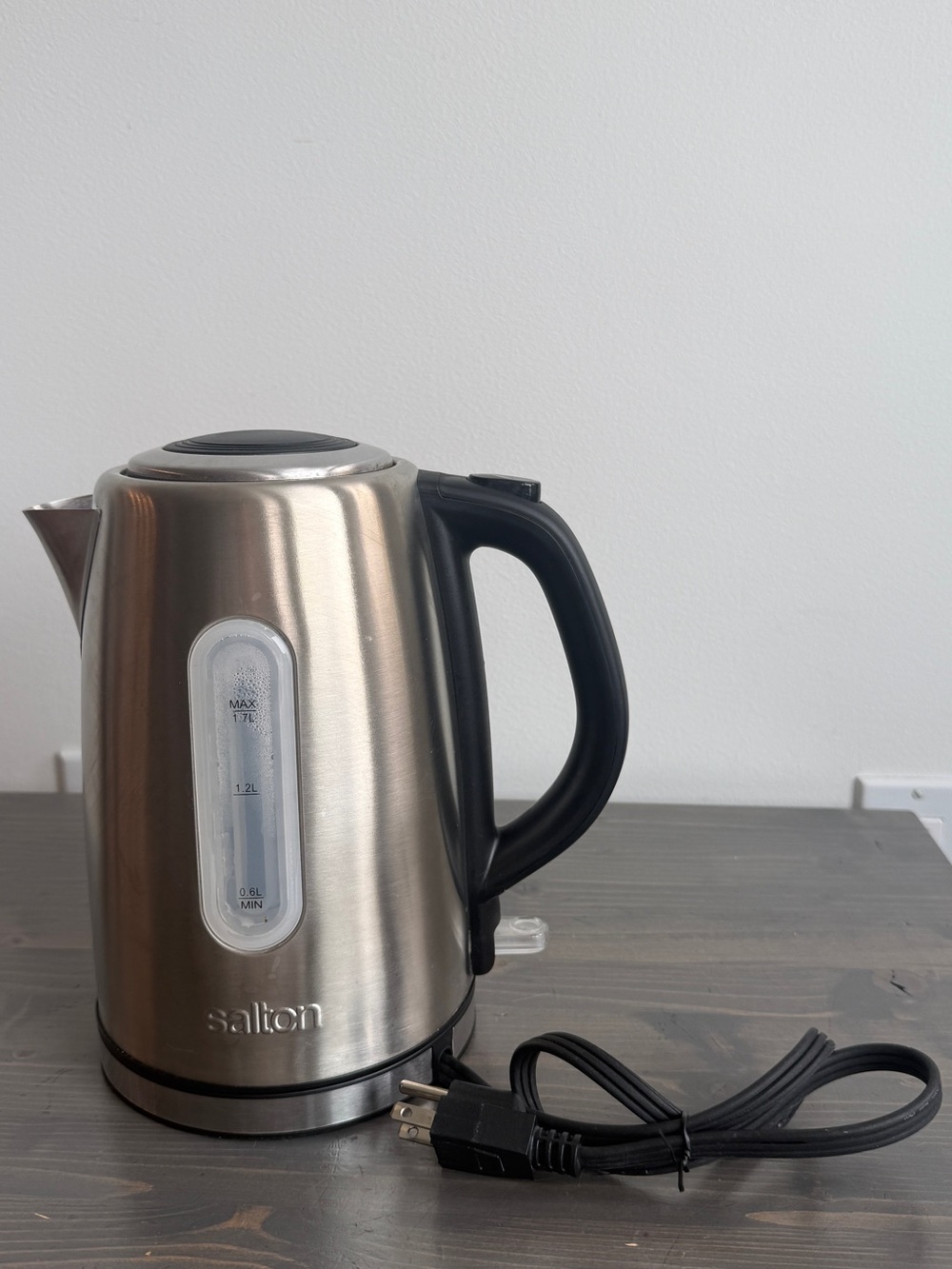Salton stainless steel electric kettle